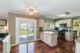 2150 Cumberland Pkwy, Algonquin, IL 60102 - Photo 6