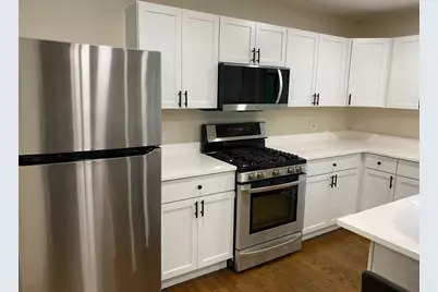 10340 W Paddock Avenue, Beach Park, IL 60087 - Photo 2
