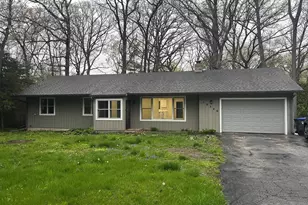 10340 W Paddock Ave, Beach Park, IL 60087 - Photo 1