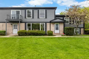 146 Inverrary Ln, Deerfield, IL 60015 - Photo 2