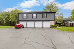 146 Inverrary Ln, Deerfield, IL 60015 - Photo 4