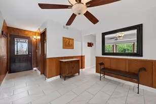 221 E Grantley Ave, Elmhurst, IL 60126 - Photo 14