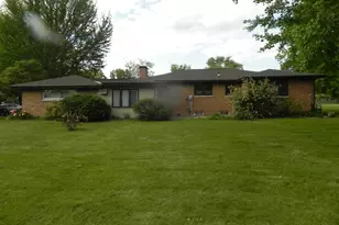 9 E North Ct, Decatur, IL 62526 - Photo 28