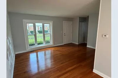 2037 Duxbury Court, Streamwood, IL 60107 - Photo 2