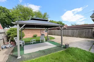 7728 S Kilpatrick Ave, Chicago, IL 60652 - Photo 18
