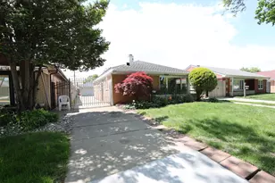 7728 S Kilpatrick Ave, Chicago, IL 60652 - Photo 2