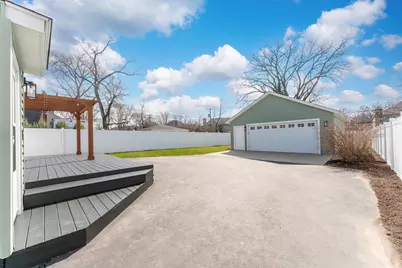 646 W Babcock Avenue, Elmhurst, IL 60126 - Photo 26