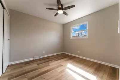 646 W Babcock Avenue, Elmhurst, IL 60126 - Photo 18