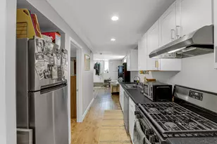 1468 W Ohio St, Chicago, IL 60642 - Photo 42