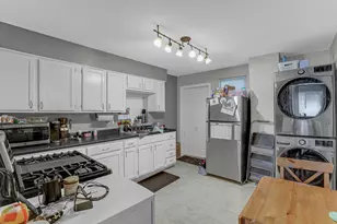 1468 W Ohio St, Chicago, IL 60642 - Photo 4
