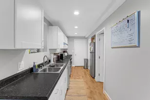 1468 W Ohio St, Chicago, IL 60642 - Photo 40