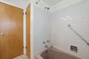 18345 Pierce Ave, Homewood, IL 60430 - Photo 10