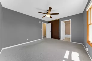 217 Atlantic Dr, Vernon Hills, IL 60061 - Photo 16