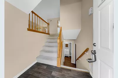 217 Atlantic Drive, Vernon Hills, IL 60061 - Photo 4