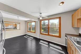 217 Atlantic Dr, Vernon Hills, IL 60061 - Photo 12