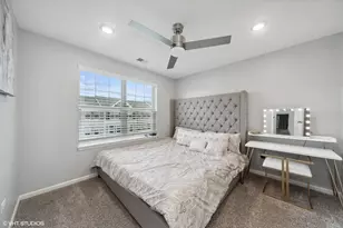 45 Timber Wolf Dr, Wheeling, IL 60090 - Photo 10