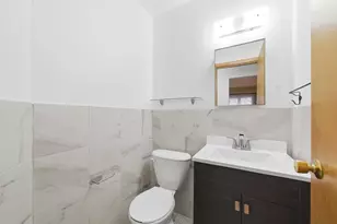 8642 Gross Point Rd, Skokie, IL 60077 - Photo 10