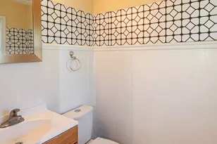 2307 N Arlington Heights Rd, Arlington Heights, IL 60004 - Photo 6
