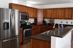 57 Freesia Dr, Romeoville, IL 60446 - Photo 6