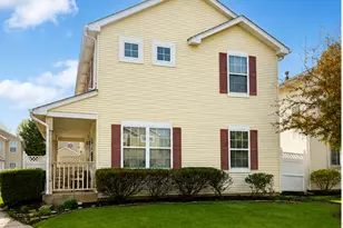 57 Freesia Dr, Romeoville, IL 60446 - Photo 2
