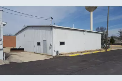 120 N 4th Street, Kirkland, IL 60146 - Photo 2