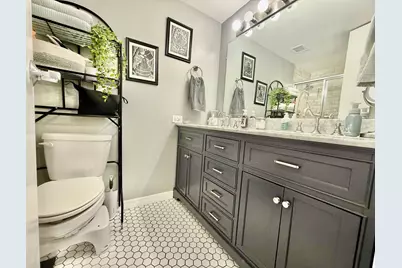 7251 Randolph Street #A2, Forest Park, IL 60130 - Photo 8