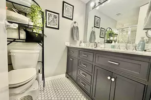 7251 Randolph St, Forest Park, IL 60130 - Photo 8