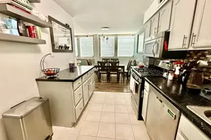 7251 Randolph St, Forest Park, IL 60130 - Photo 4