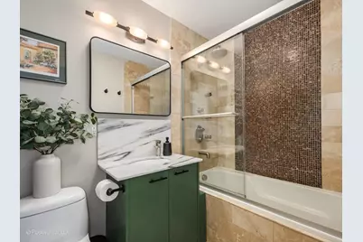 1360 N Sandburg Terrace #1510C, Chicago, IL 60610 - Photo 18
