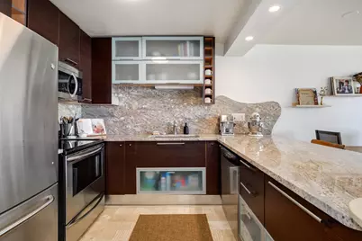 1360 N Sandburg Terrace #1510C, Chicago, IL 60610 - Photo 10