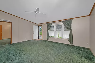 2910 E 11th Road, Ottawa, IL 61350 - Photo 8
