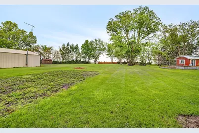 2910 E 11th Road, Ottawa, IL 61350 - Photo 24