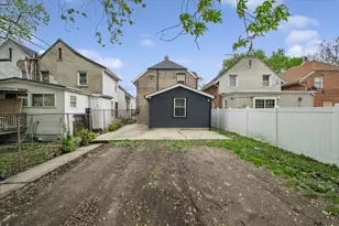 8848 S Wabash Ave, Chicago, IL 60619 - Photo 14