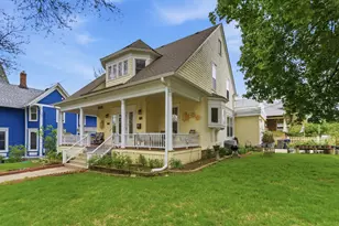 821 Larkin Ave, Elgin, IL 60123 - Photo 1