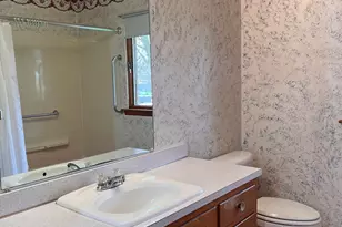 504 Ash Ave, Morrison, IL 61270 - Photo 16