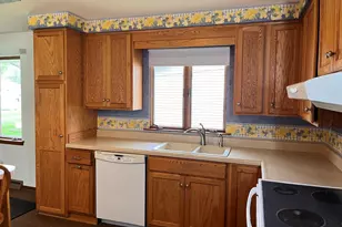 504 Ash Ave, Morrison, IL 61270 - Photo 6