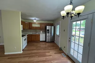 38 Whippoorwill Dr, Decatur, IL 62526 - Photo 8