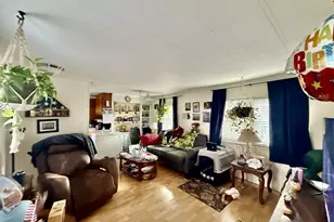 2705 St Vincents Ave, Lasalle, IL 61301 - Photo 4