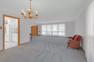 9700 S Kolmar Ave, Oak Lawn, IL 60453 - Photo 6