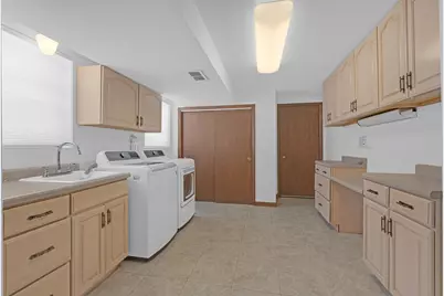 9700 S Kolmar Avenue, Oak Lawn, IL 60453 - Photo 24