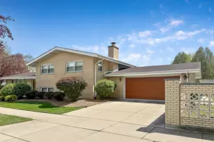 9700 S Kolmar Ave, Oak Lawn, IL 60453 - Photo 1