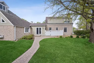 233 S Prospect Avenue, Clarendon Hills, IL 60514 - Photo 28