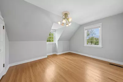 233 S Prospect Avenue, Clarendon Hills, IL 60514 - Photo 22