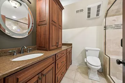233 S Prospect Avenue, Clarendon Hills, IL 60514 - Photo 16