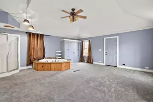 27W150 James Ave, West Chicago, IL 60185 - Photo 20