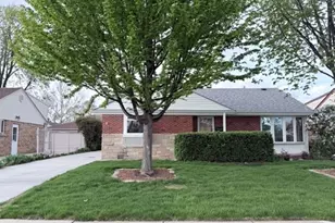 7340 Lake St, Morton Grove, IL 60053 - Photo 1