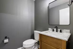 10749 Ashford Ave, Frankfort, IL 60423 - Photo 16