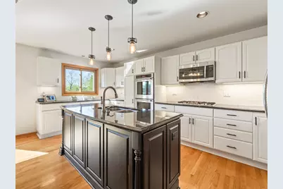 1432 Brahms Court, Bartlett, IL 60103 - Photo 8