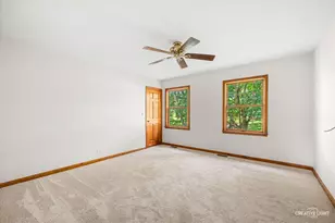 39W860 Reindeer Trail, Saint Charles, IL 60175 - Photo 16