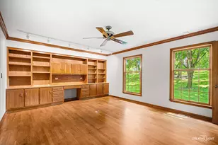 39W860 Reindeer Trail, Saint Charles, IL 60175 - Photo 6